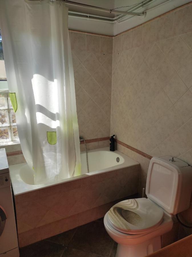Near Airportand Metropolitan Penelopi Cozy Home Луца Экстерьер фото